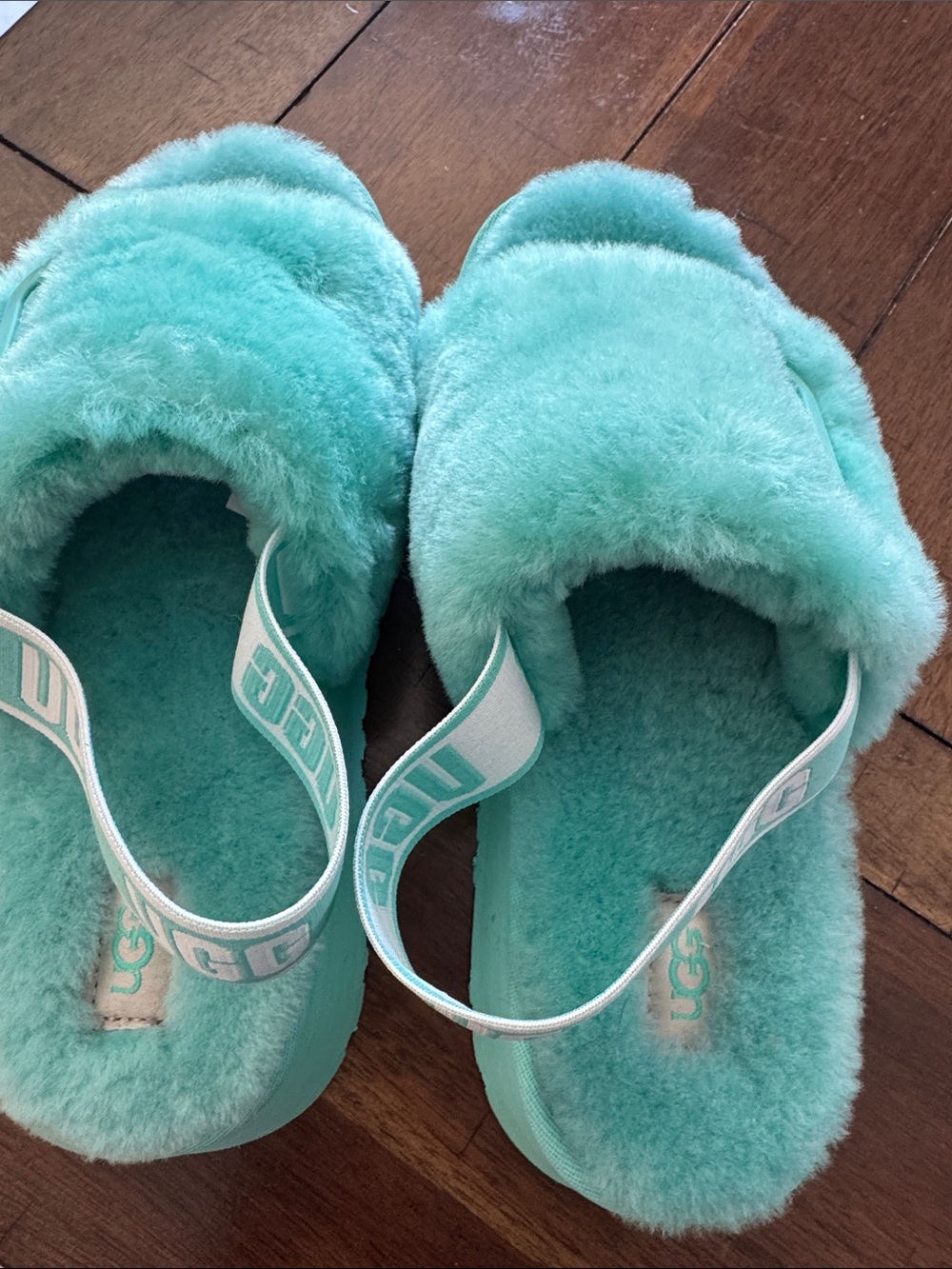 UGG Women’s Mint Fuzzy Slide Sandals with Branded Elastic Heel Strap